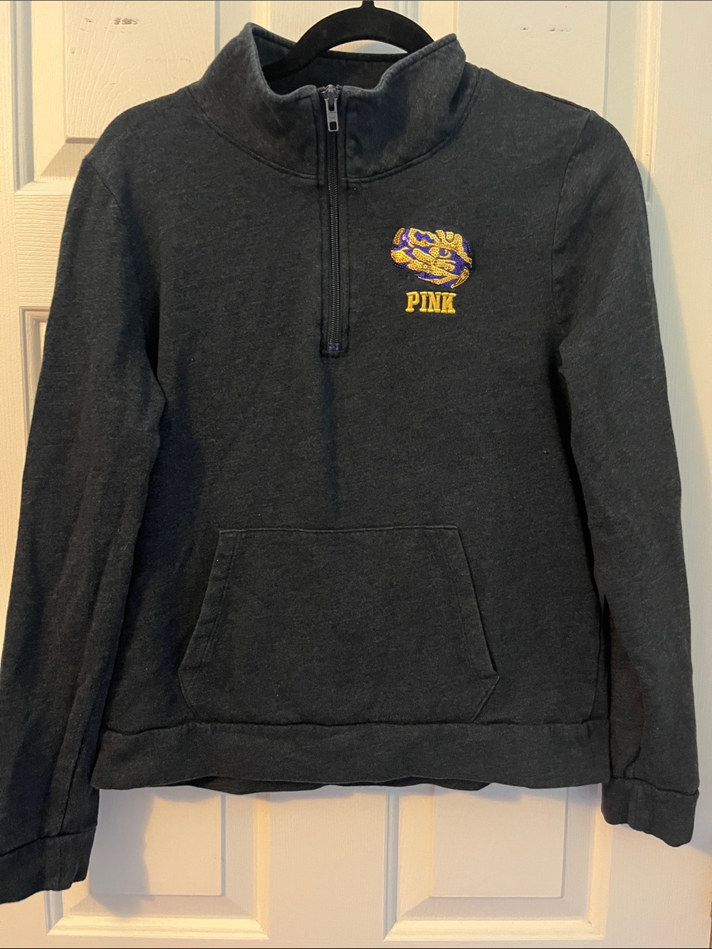 PINK Victoria's Secret LSU charcoal Gray 1/4 Zip Pullover